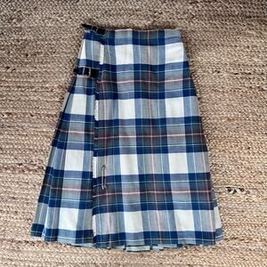 Vintage 80s Scottish tartan plaid wool skirt
